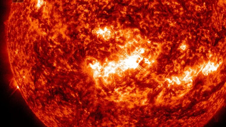 Scoperte prove di tempeste solari estreme: il loro ritorno minaccia la nostra tecnologia!