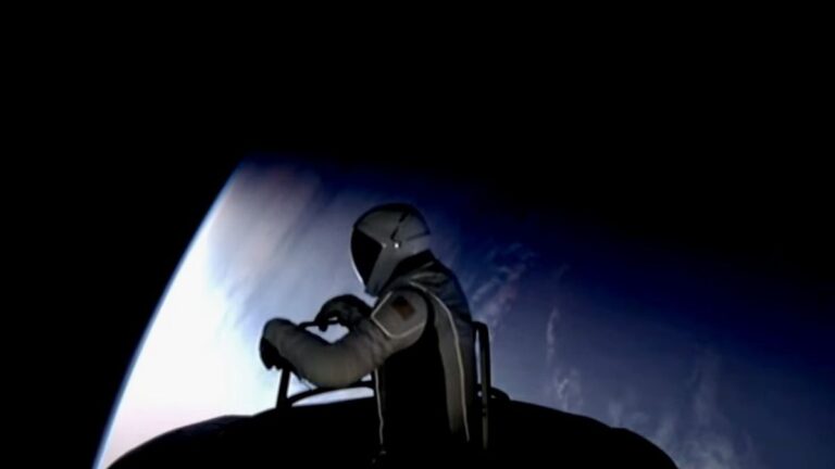 AstroNavi: Gli astronauti di SpaceX Polaris Dawn completano la prima passeggiata spaziale privata (video)