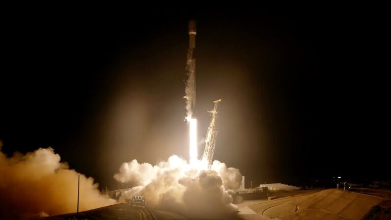 SpaceX lancia nuovi satelliti spia per il governo USA!