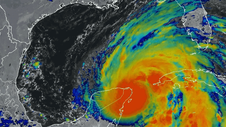 Uragano Helene: in arrivo inondazioni, tornado e venti 'devastanti'!