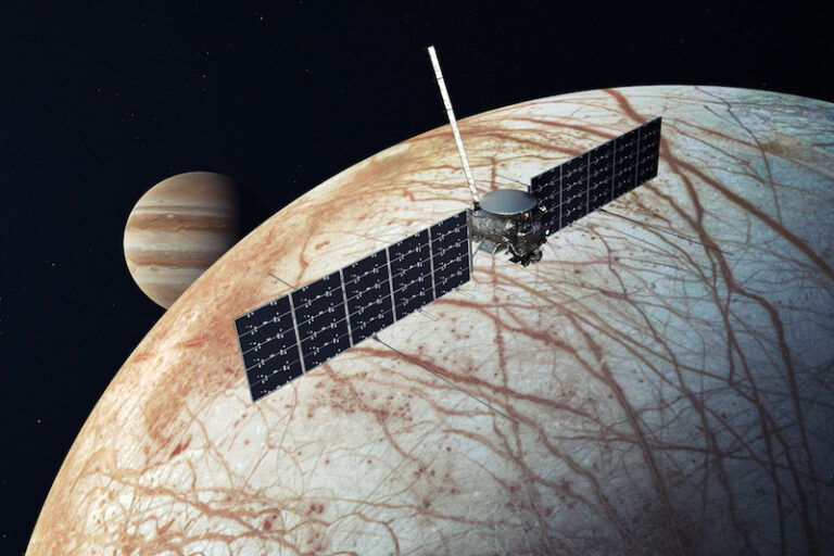 Europa Clipper: alla scoperta del misterioso oceano di Giove!